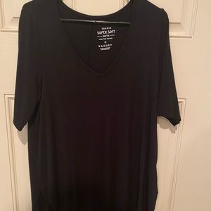 Black tunic tee